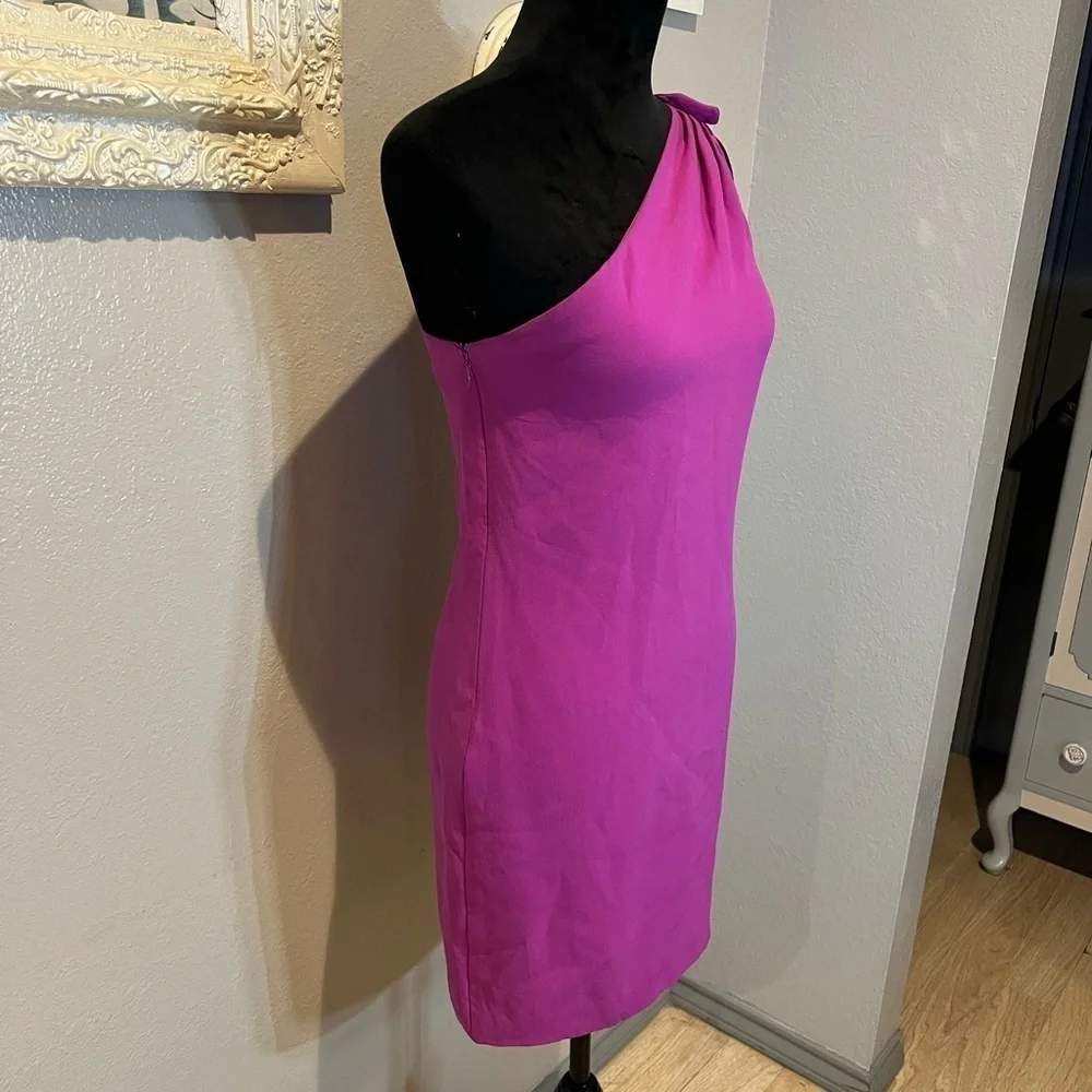 Tory Burch magenta fuschia
